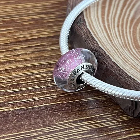 Murano Glass Rapunzel's Signature Color Iridescent Pink Facetted Bead Charm - Picture 2 of 7